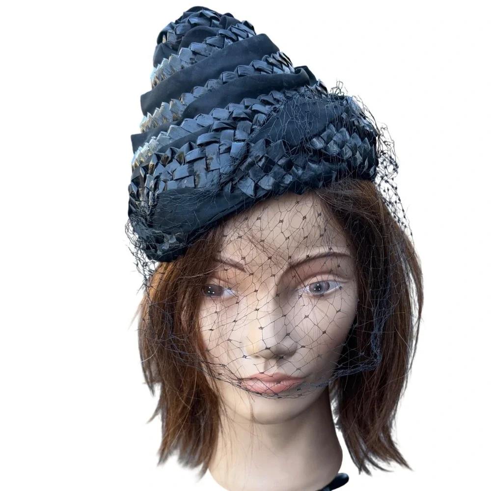 Vintage 50s Black Beehive Turban Hat Birdcage  Woven Tiered Mid Century Modern
